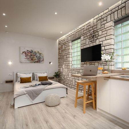 Luxe Studio Mr.M 2 Πούλα Εξωτερικό φωτογραφία