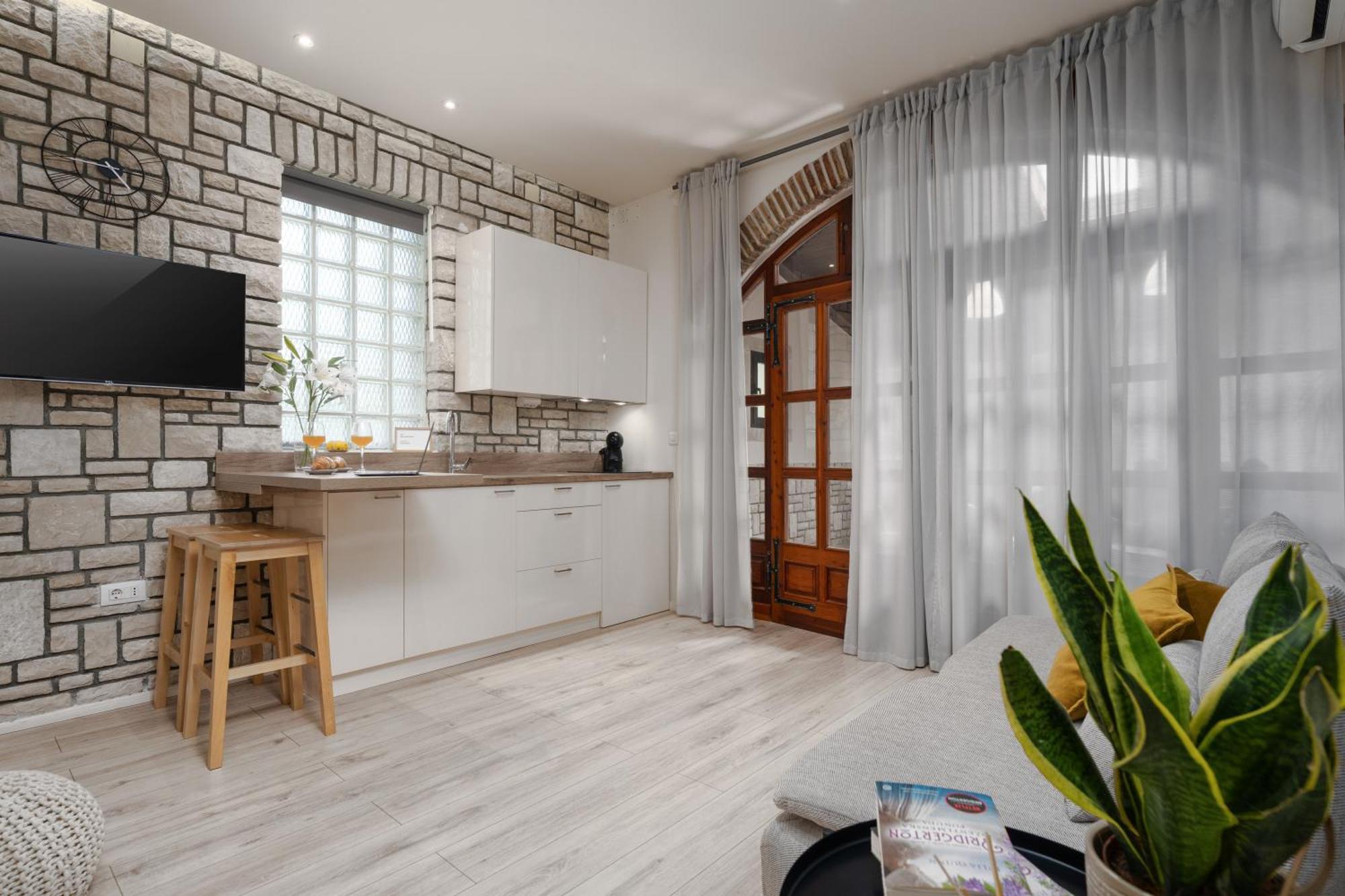 Luxe Studio Mr.M 2 Πούλα Εξωτερικό φωτογραφία